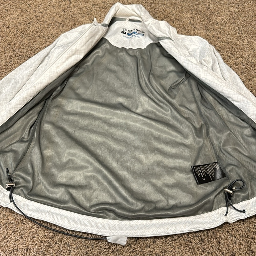 Good condition running jacket - Picture 4 of 5